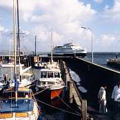 Hafen von List mit der F�hre von R�m�