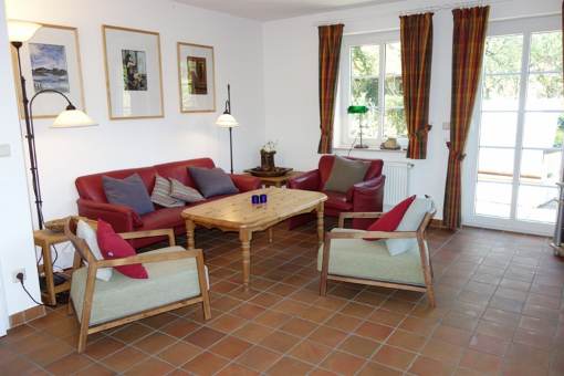 Das großzügige Wohnzimmer.