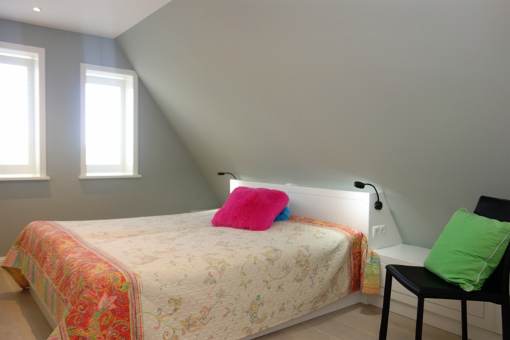 Das zweite Schlafzimmer. ebenfalls mit groem Doppelbett 180x200cm ohne Fussteil(nicht im Bild, das TV Gert)